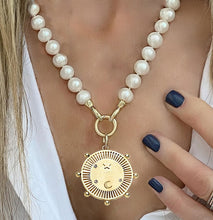 Load image into Gallery viewer, Floating Pearl Lariat Necklace
