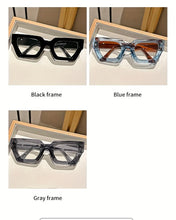 Load image into Gallery viewer, Y2K Oversized Clear Lens Glasses with Leopard Print Frame, Blue Light Blocking, Fashionable Accessory for Casual Attire