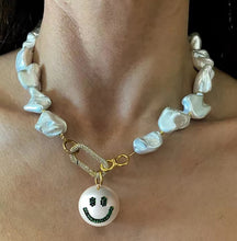 Load image into Gallery viewer, Floating Pearl Lariat Necklace
