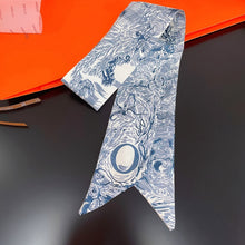 Load image into Gallery viewer, Fashion Women Silk Letter Design Scarf