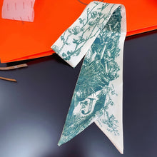 Load image into Gallery viewer, Fashion Women Silk Letter Design Scarf