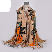 Load image into Gallery viewer, Clara Winter Scarve