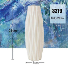 Load image into Gallery viewer, Modern Flower Vase