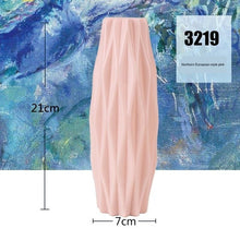 Load image into Gallery viewer, Modern Flower Vase