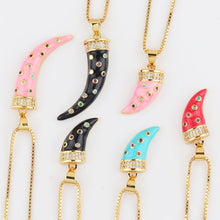 Load image into Gallery viewer, Horn Hippie Necklace