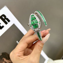 Load image into Gallery viewer, Fashion  Snake Head Bracelet
