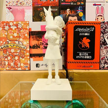 Load image into Gallery viewer, Banksy Bomb Hugger Girl Figure Resin Decoration Sculpture
