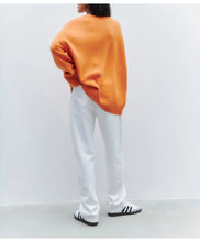 Load image into Gallery viewer, V Neck Oversized Sweaters
