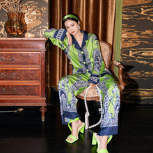Load image into Gallery viewer, Anthropol New Plants  Satin Pijamas Set
