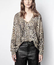 Load image into Gallery viewer, Winter New High-necked Sweater
