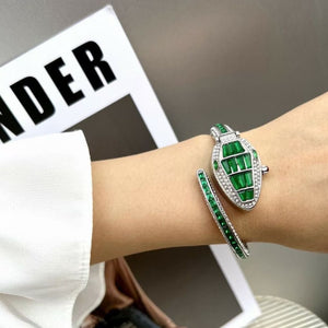 Fashion  Snake Head Bracelet