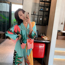 Load image into Gallery viewer, Anthropol New Plants  Satin Pijamas Set

