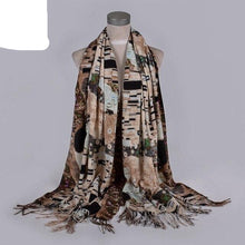Load image into Gallery viewer, Clara Winter Scarve

