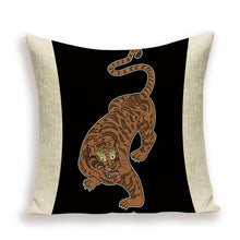 Load image into Gallery viewer, Tiger fashion  Cushion
