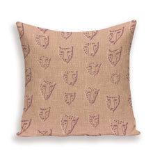 Load image into Gallery viewer, Tiger fashion  Cushion
