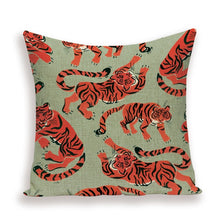 Load image into Gallery viewer, Tiger fashion  Cushion
