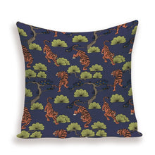 Load image into Gallery viewer, Tiger fashion  Cushion
