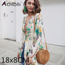 Load image into Gallery viewer, Alia  Rattan Bag Round
