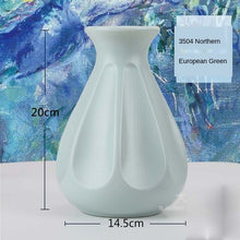Load image into Gallery viewer, Modern Flower Vase
