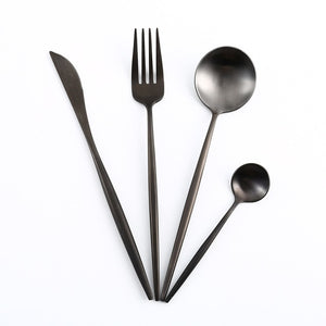 White & Gold Dinnerware