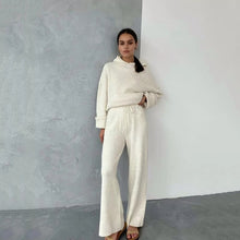 Load image into Gallery viewer, Cristina  Knitting Set bohemian relax
