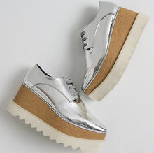 Load image into Gallery viewer, Stars Women  Platform Shoes
