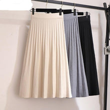 Load image into Gallery viewer, Fashion Knitted Skirt Knee Length
