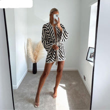 Load image into Gallery viewer, Fashion Vintage Boho Style Crochet Kimono
